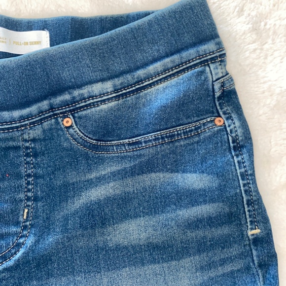 Levi Strauss pull-on skinny Jeans - Picture 3 of 14